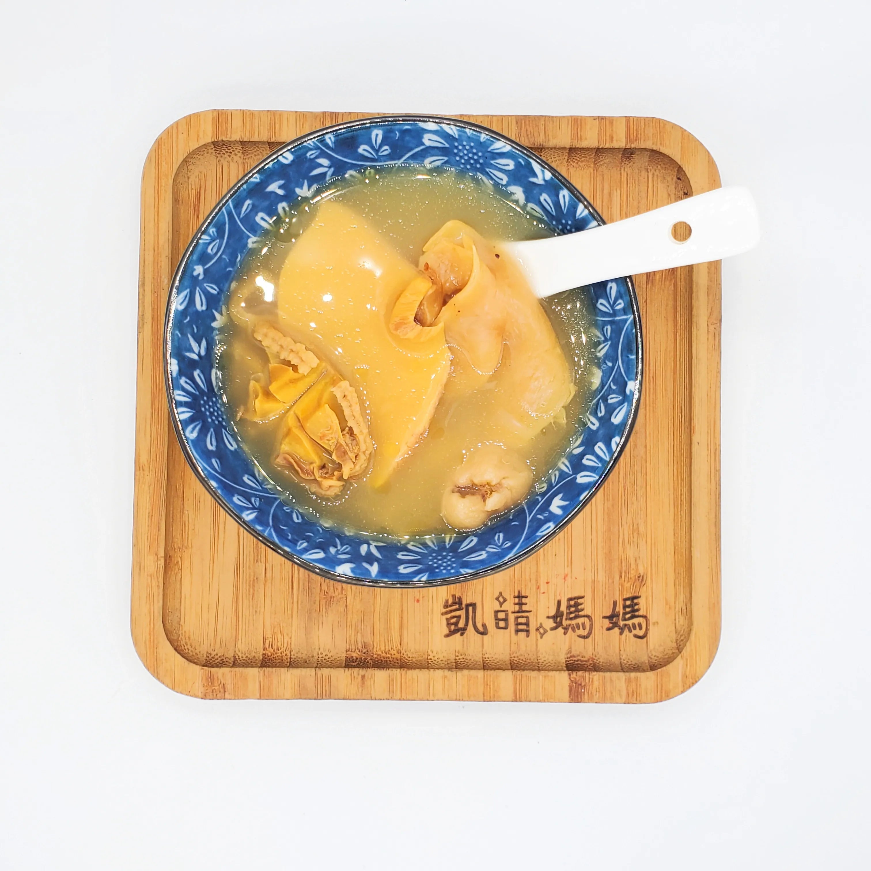 鮑魚花膠螺片滋陰湯